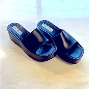 PATRICIA COX WEDGE BEACH / POOL SHOE - 37.5